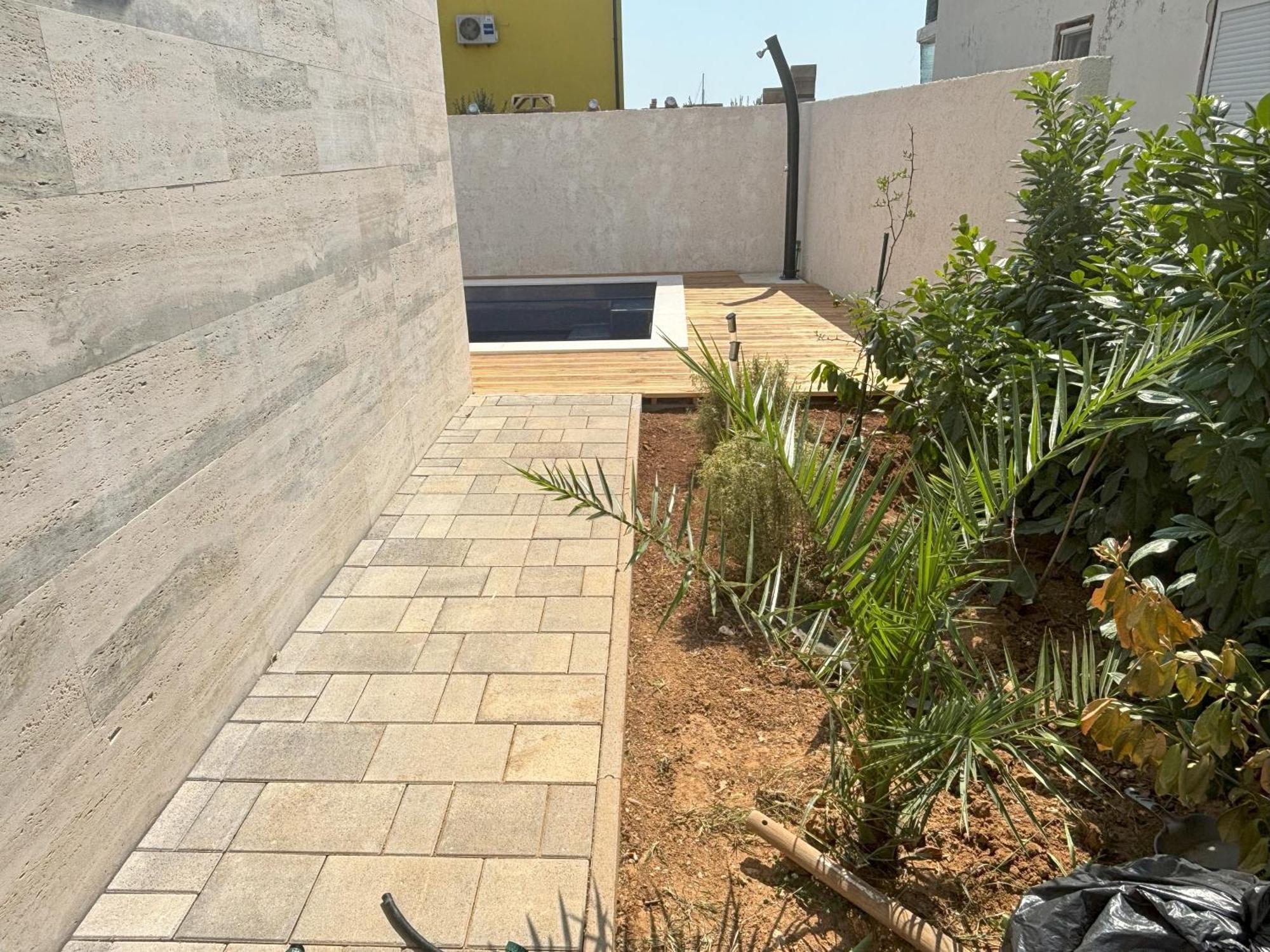 Vila Regina Apartment Regina With Swimming Pool เยเซรา ภายนอก รูปภาพ
